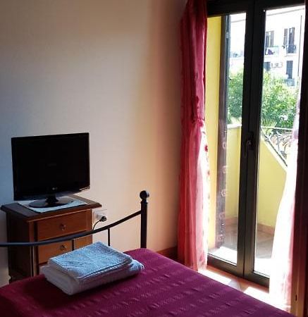 Bed & Breakfast S' Accorru Bed & Breakfast SantʼAntìoco Екстериор снимка